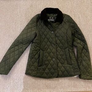 Barbour Quilted Jacket in Dark Green